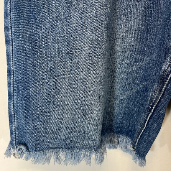 KanCan High Rise Frayed Hem 10in 90s Relaxed Bermuda Short Size 30 - Picture 9 of 11